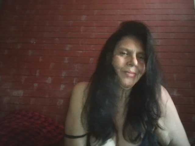 Barbara-CIN's BongaCams show and profile