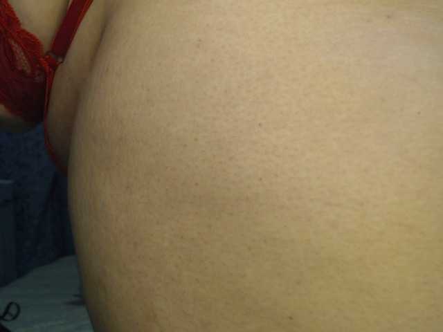 soe-lara's BongaCams show and profile