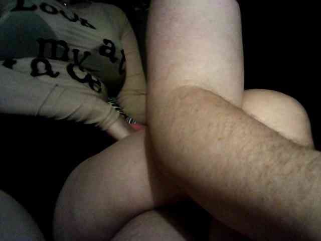 On-i-Ona Live Webcam on BongaCams