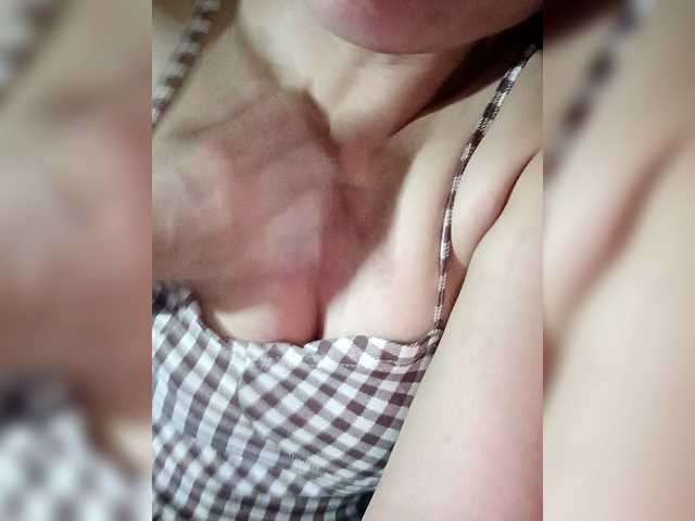 Pretty30's BongaCams show and profile