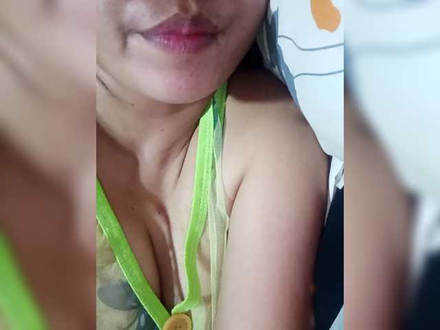 Pretty30's BongaCams show and profile