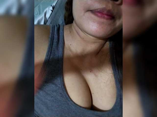 Pretty30's BongaCams show and profile