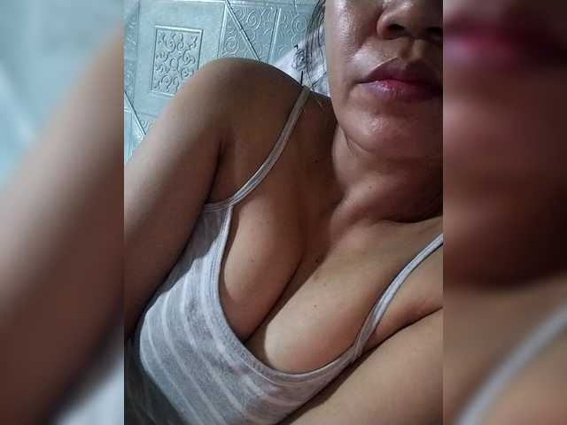 Pretty30's BongaCams show and profile