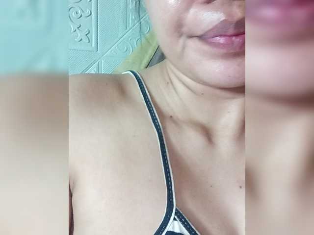 Pretty30's BongaCams show and profile