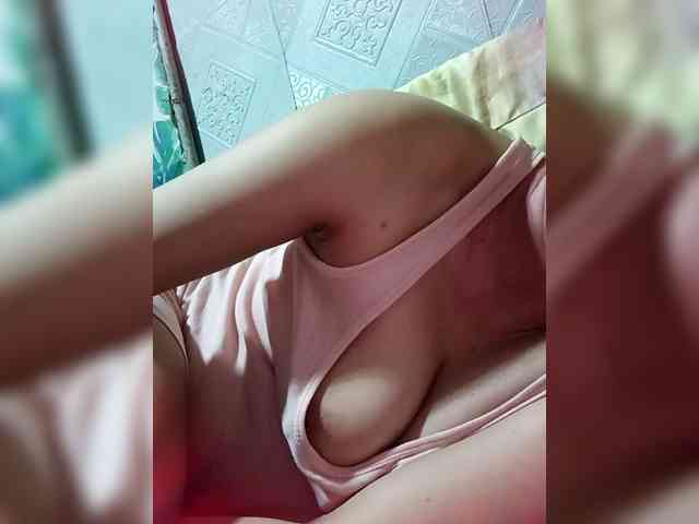 Pretty30 webcam
