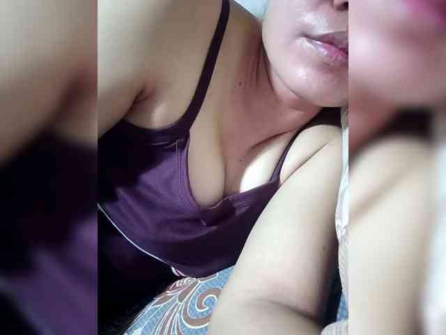 Pretty30 webcam