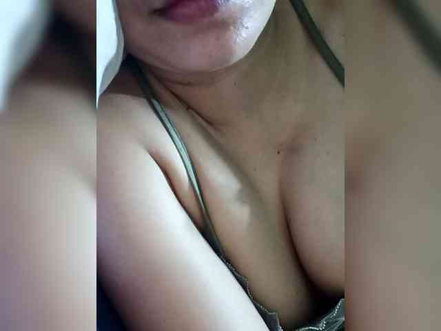 Pretty30 Live Webcam on BongaCams