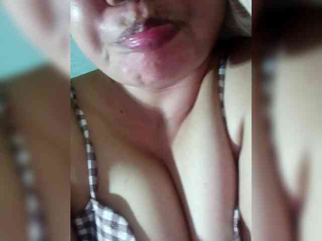 Pretty30 webcam