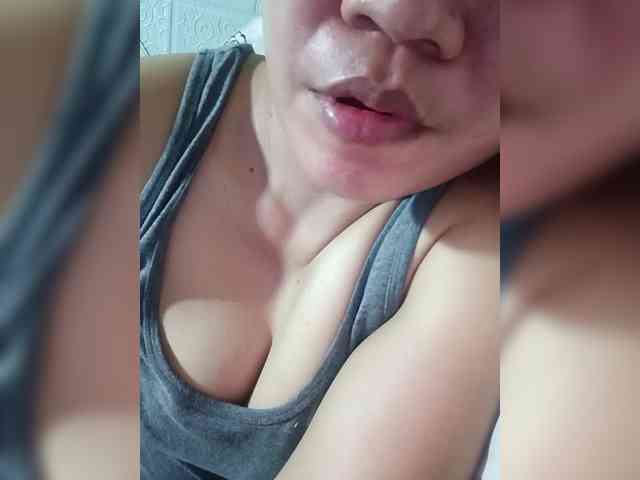 Pretty30 webcam