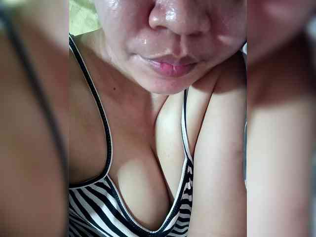 Pretty30 webcam