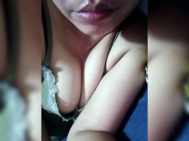 Pretty30 webcam