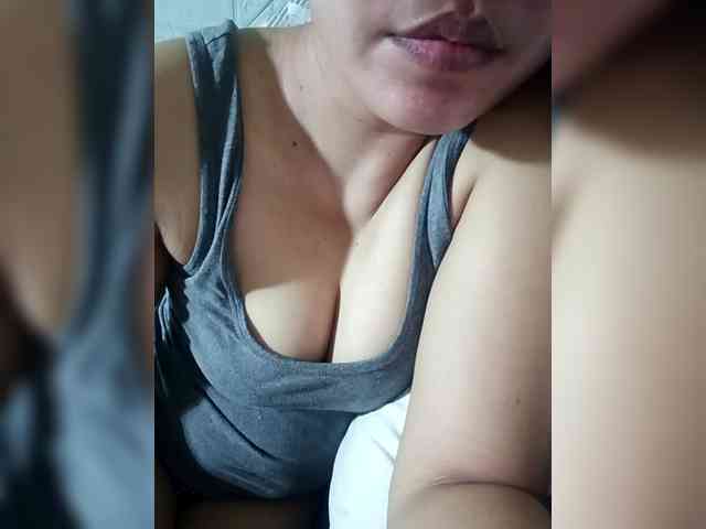 Pretty30 webcam