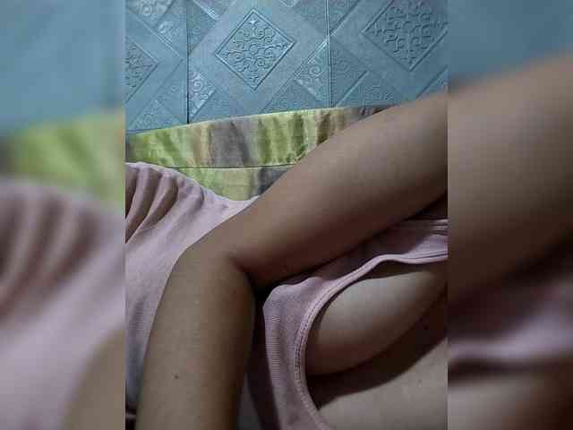 Pretty30 webcam