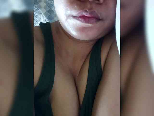 Pretty30 webcam