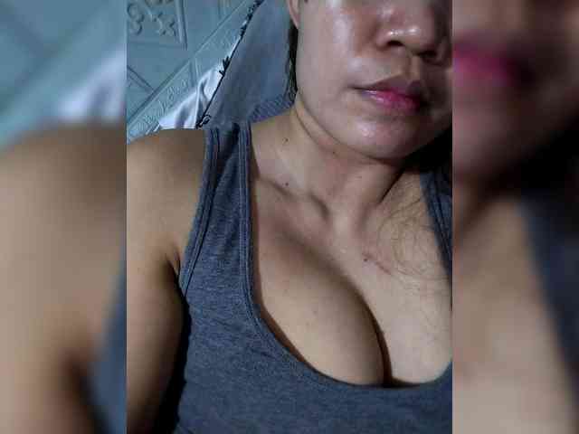 Pretty30 Live Webcam on BongaCams