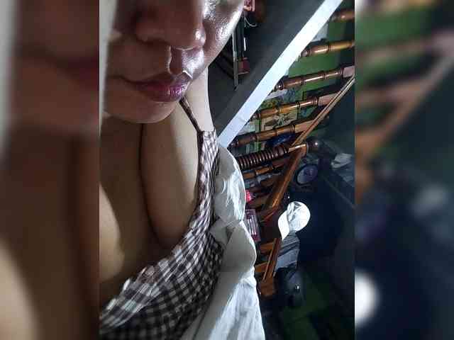 Pretty30 webcam