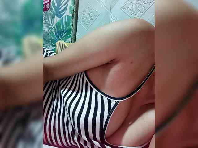 Pretty30 webcam