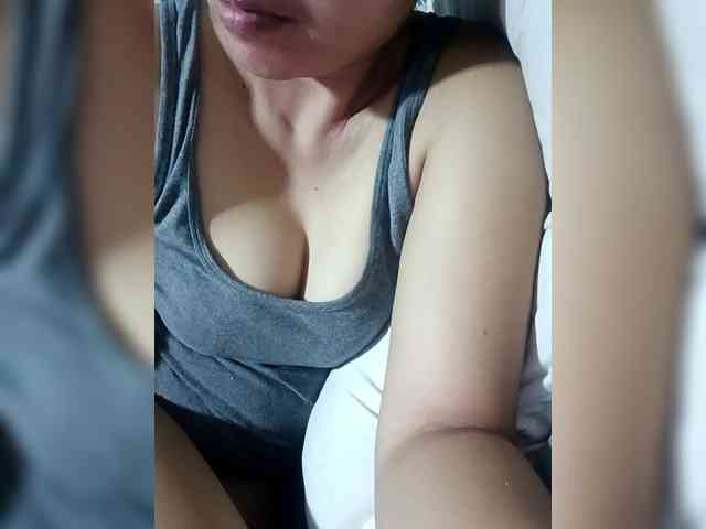 Pretty30 webcam