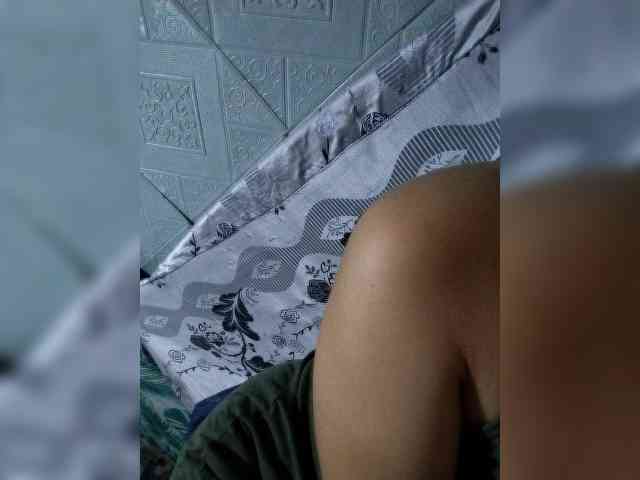 Pretty30 webcam