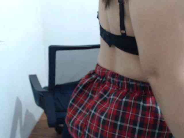 simplyhot1y webcam