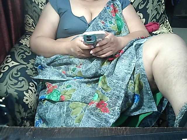 Indianbhabhimilf40 webcam