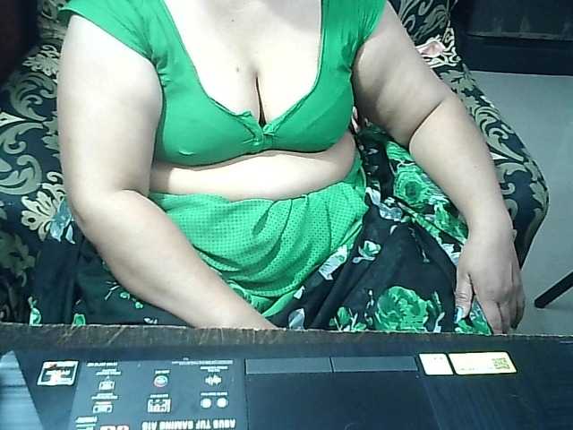 Indianbhabhimilf40 webcam