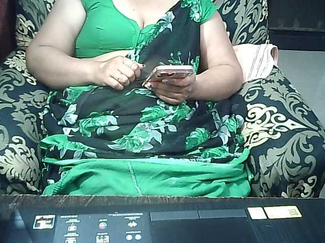 Indianbhabhimilf40 webcam