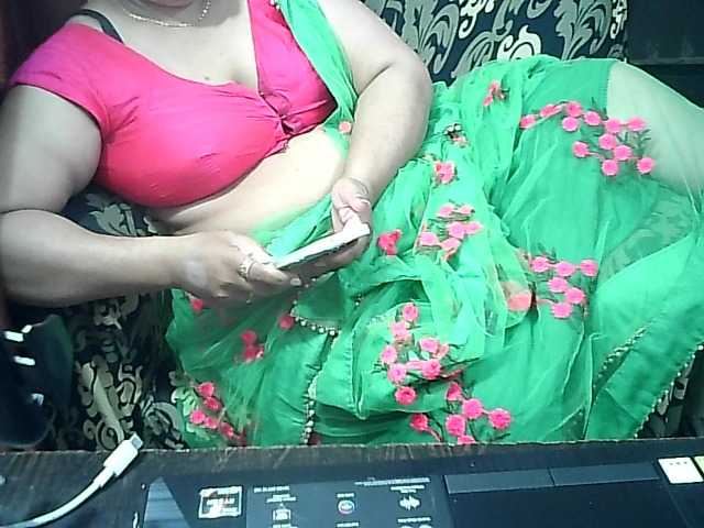Indianbhabhimilf40 cam sex trực tiếp