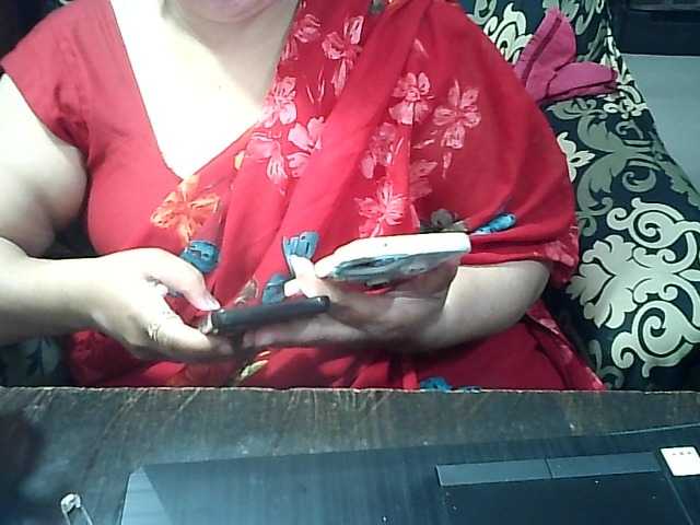 Indianbhabhimilf40 webcam