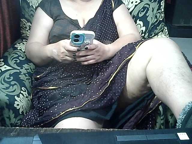 Indianbhabhimilf40 webcam