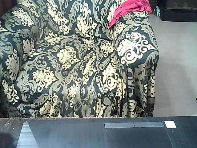 Indianbhabhimilf40's BongaCams show and profile