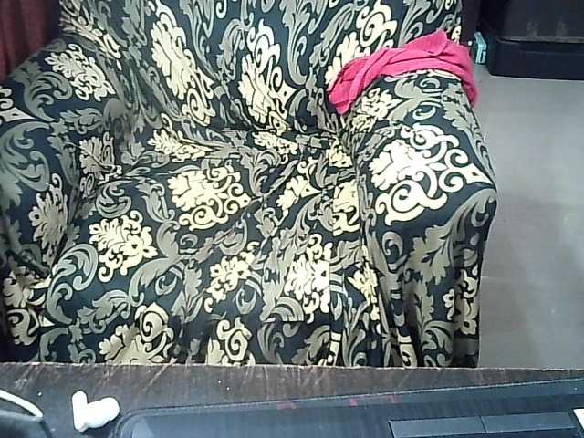 Indianbhabhimilf40's BongaCams show and profile