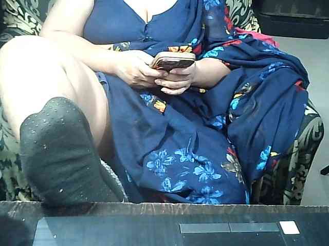 Indianbhabhimilf40 webcam