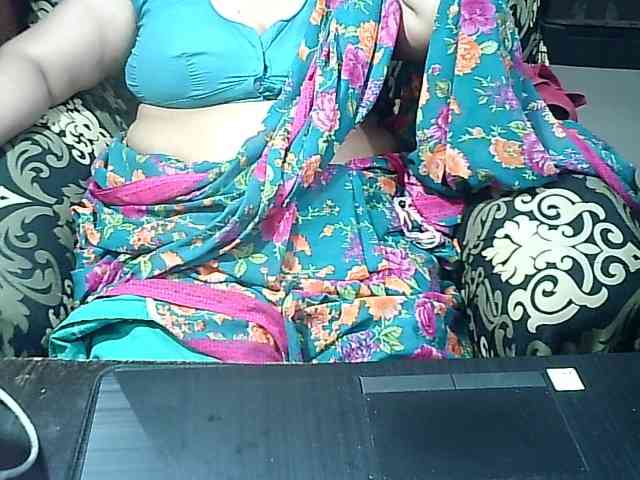 Indianbhabhimilf40 webcam