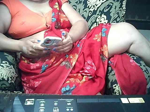 Indianbhabhimilf40 webcam