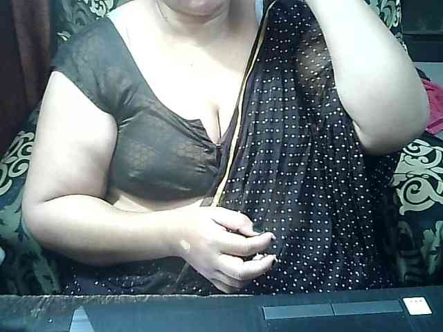 Indianbhabhimilf40 webcam