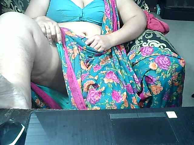 Indianbhabhimilf40 webcam
