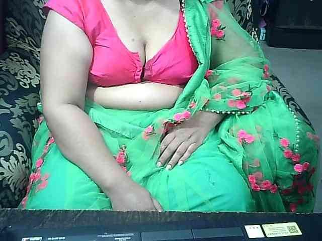 Indianbhabhimilf40 webcam