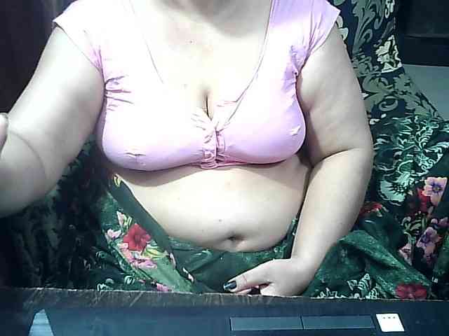Indianbhabhimilf40 webcam