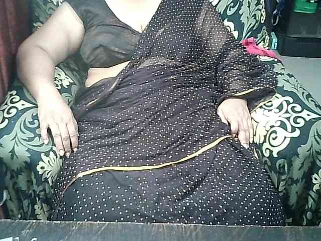 Indianbhabhimilf40 webcam