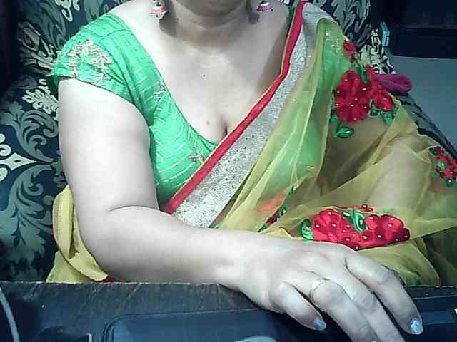 Indianbhabhimilf40