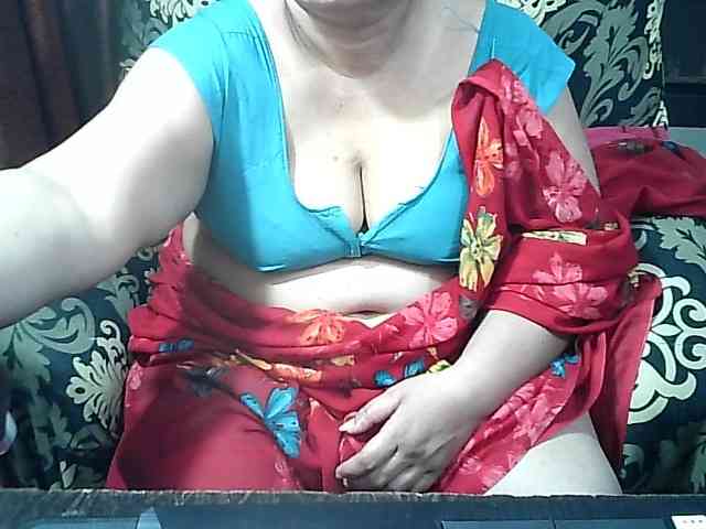 Indianbhabhimilf40 webcam