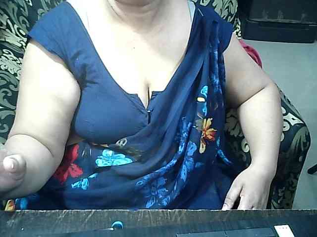 Indianbhabhimilf40 webcam