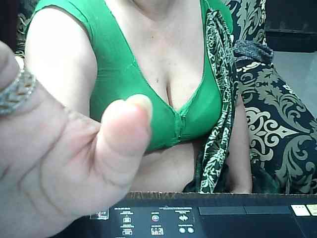 Indianbhabhimilf40 webcam