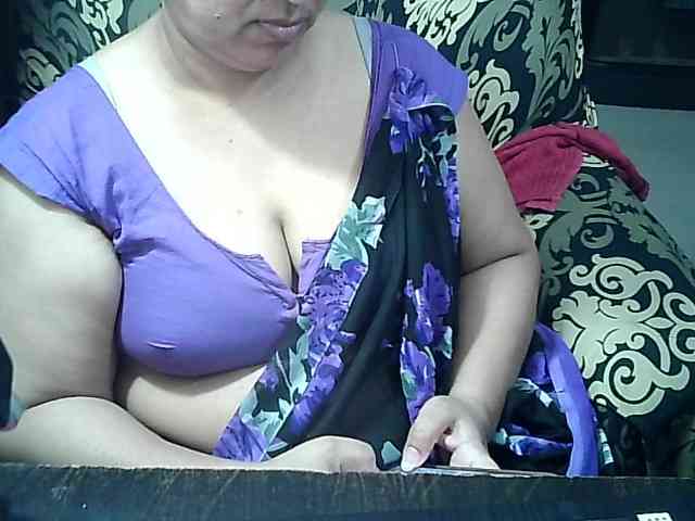 Indianbhabhimilf40 webcam