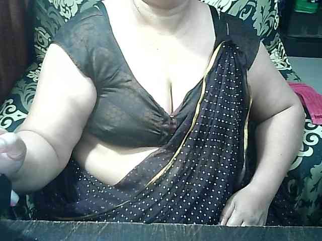 Indianbhabhimilf40 webcam