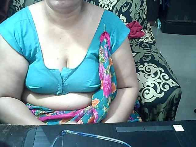 Indianbhabhimilf40 webcam