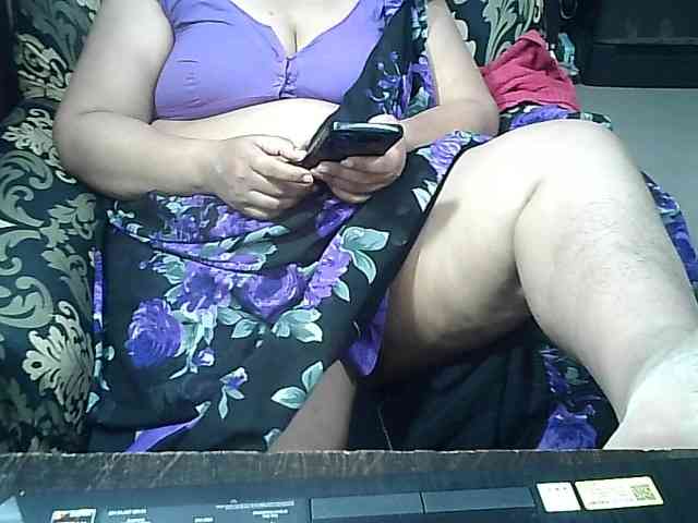 Indianbhabhimilf40 webcam