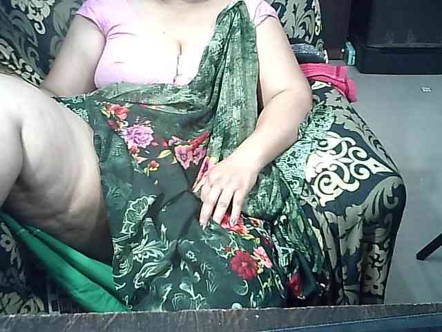 Indianbhabhimilf40 webcam