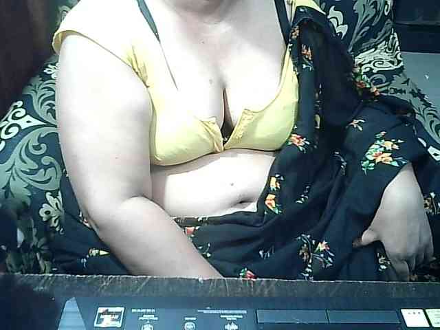 Indianbhabhimilf40 webcam